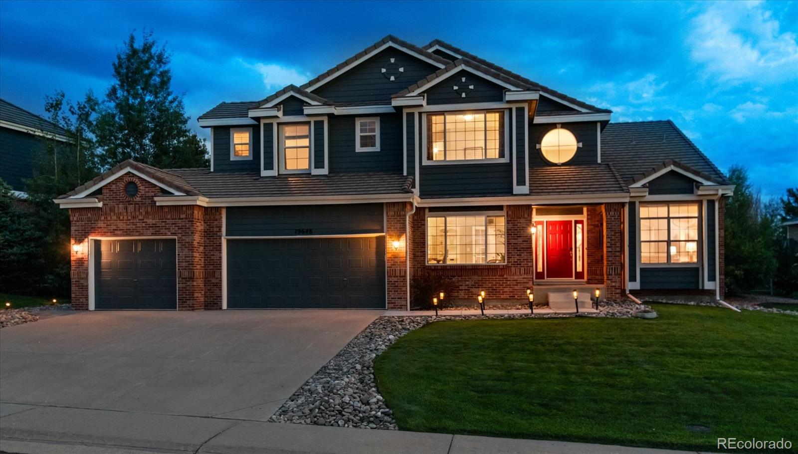 Maplewood Ave, Aurora, CO 80016