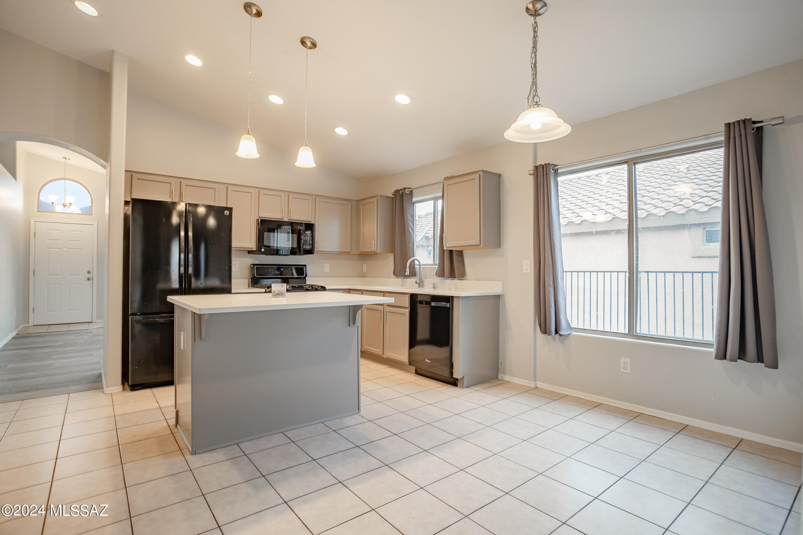 Piety Hill Dr, Vail, AZ 85641