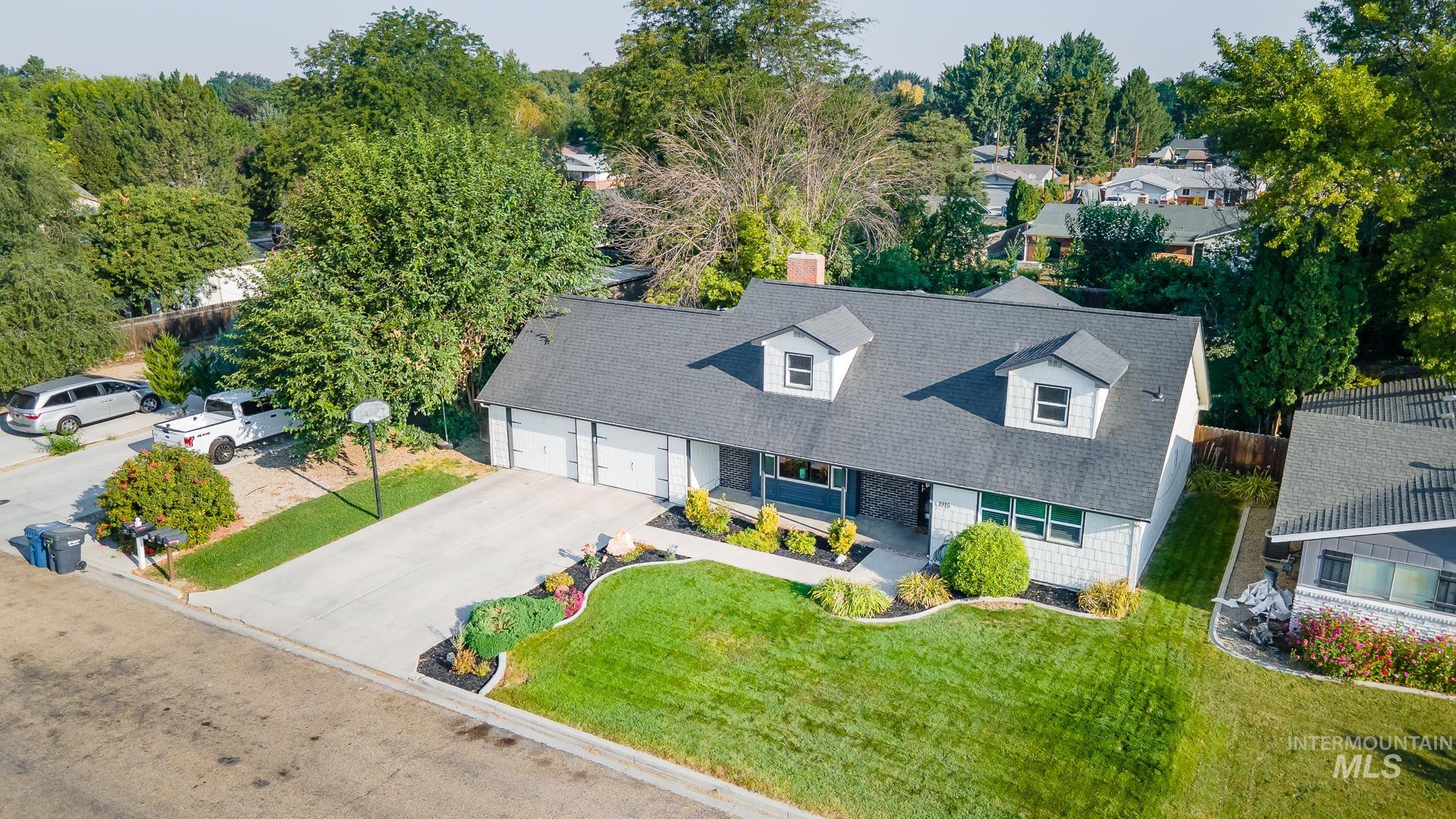 Alder St, Caldwell, ID 83605