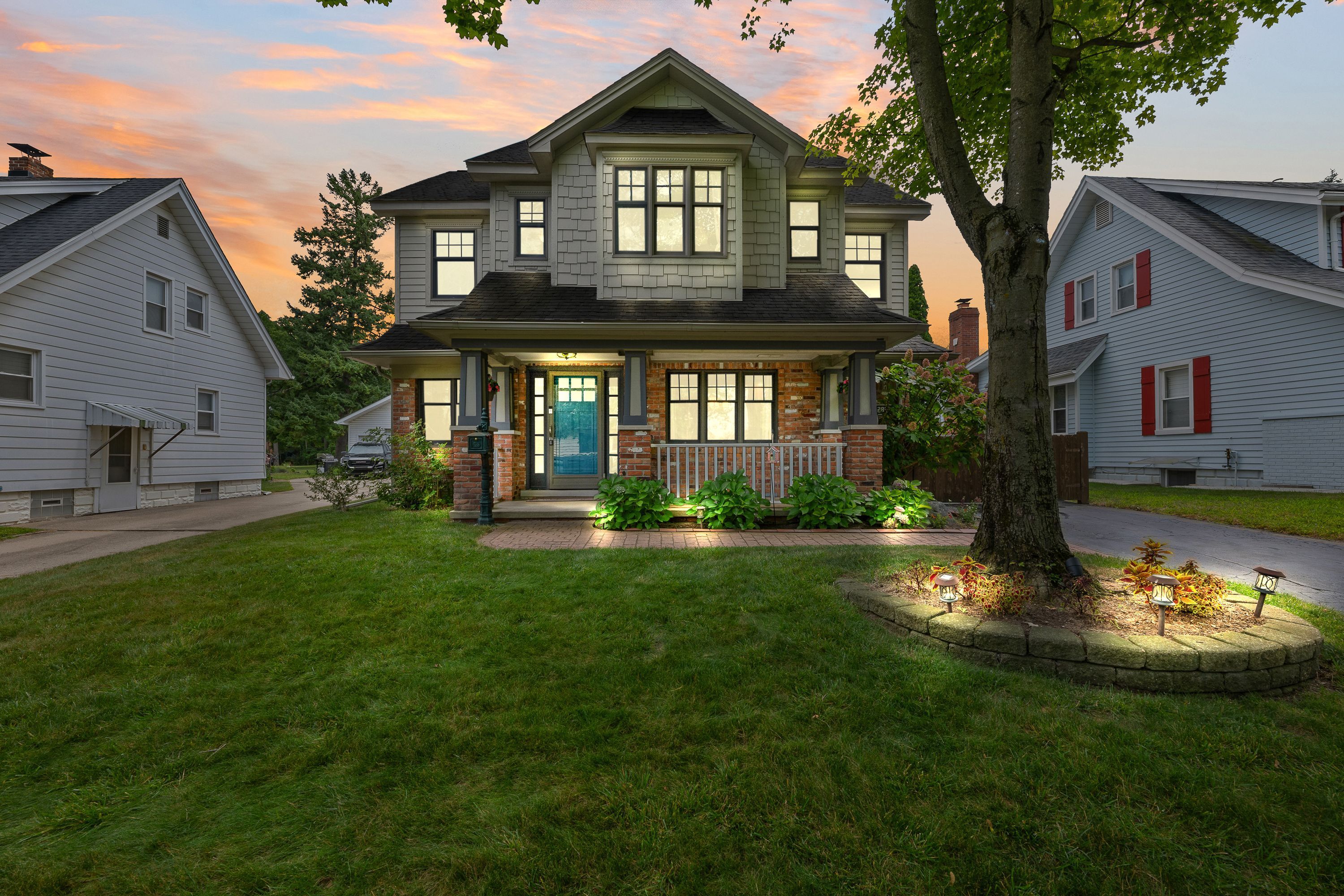 Sheeks Blvd, Flat Rock, MI 48134
