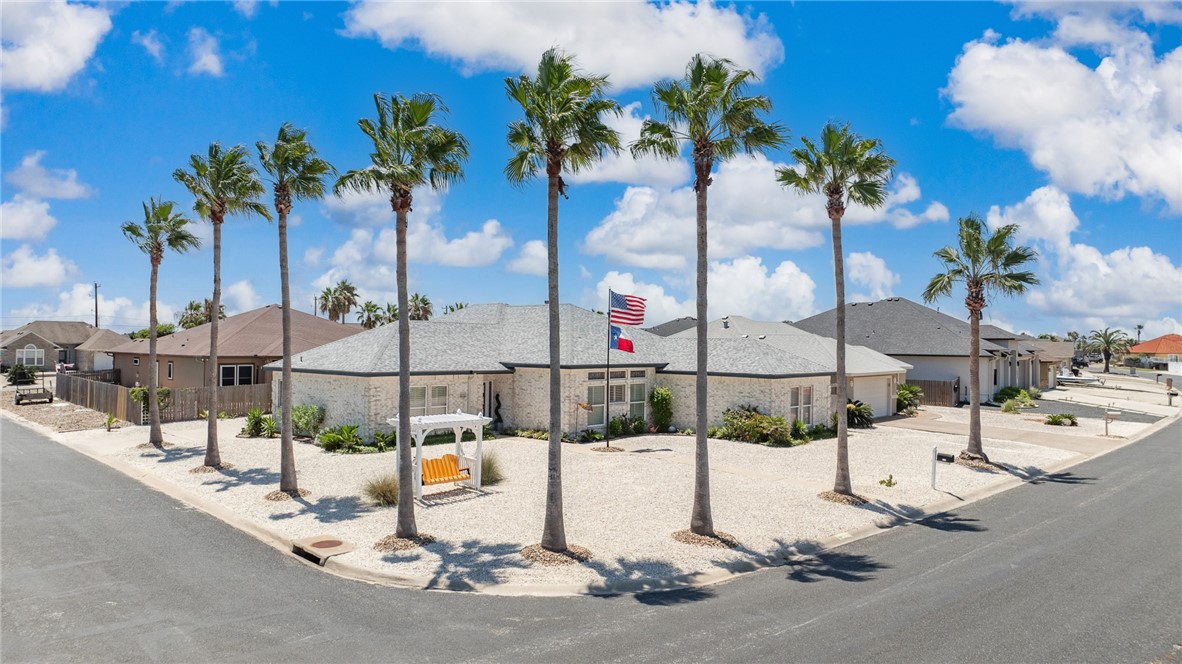 LA Blanquilla Dr, Corpus Christi, TX 78418
