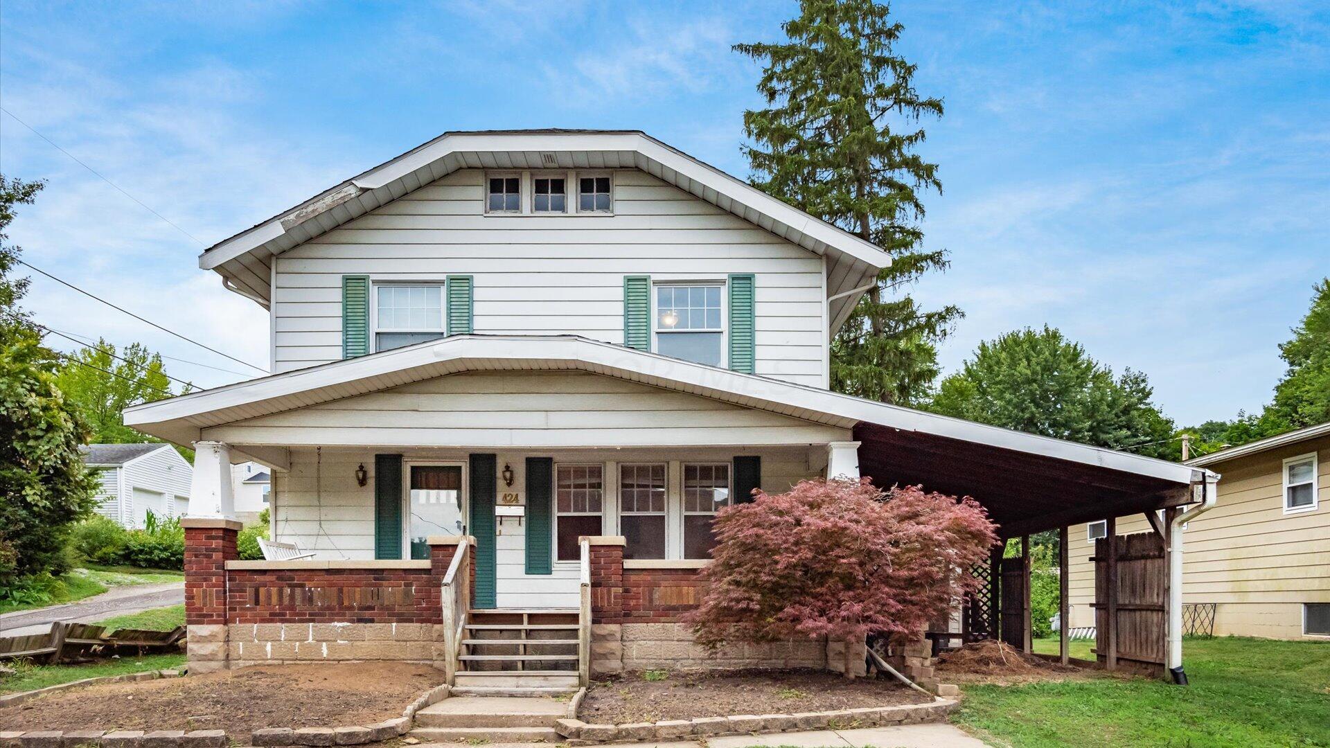15th St, Cambridge, OH 43725