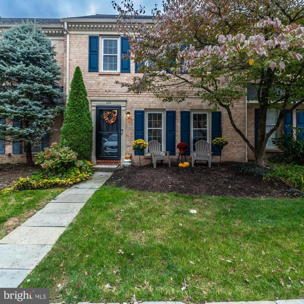 Shippen Dr, Chester Springs, PA 19425