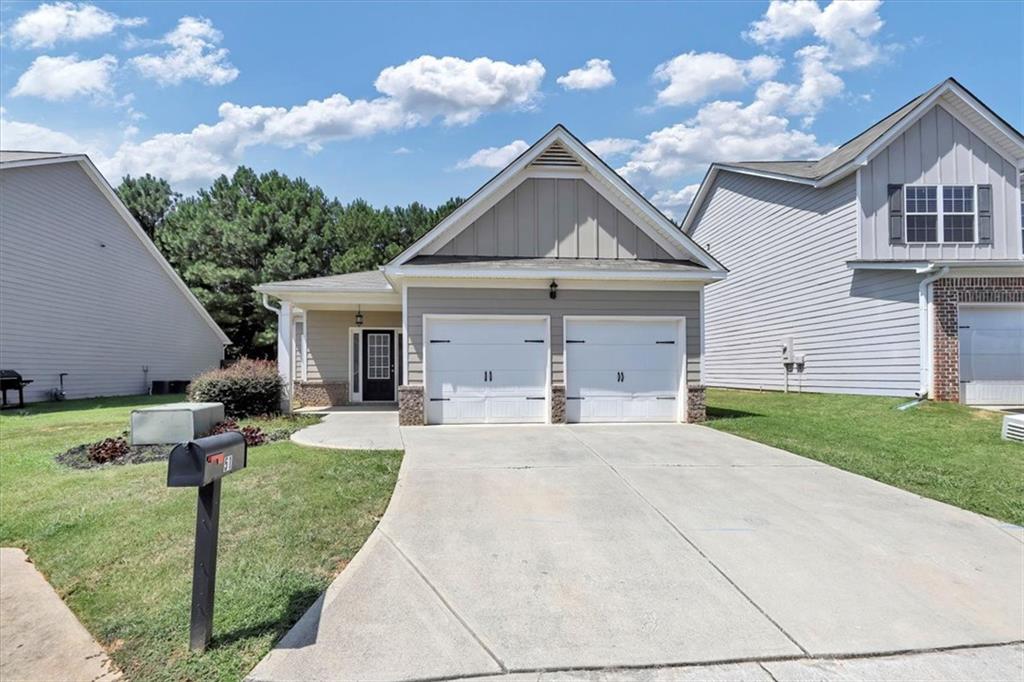 Castlemoor Loop, Adairsville, GA 30103
