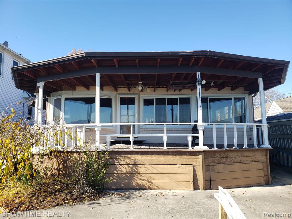 Market St, Marine City, MI 48039