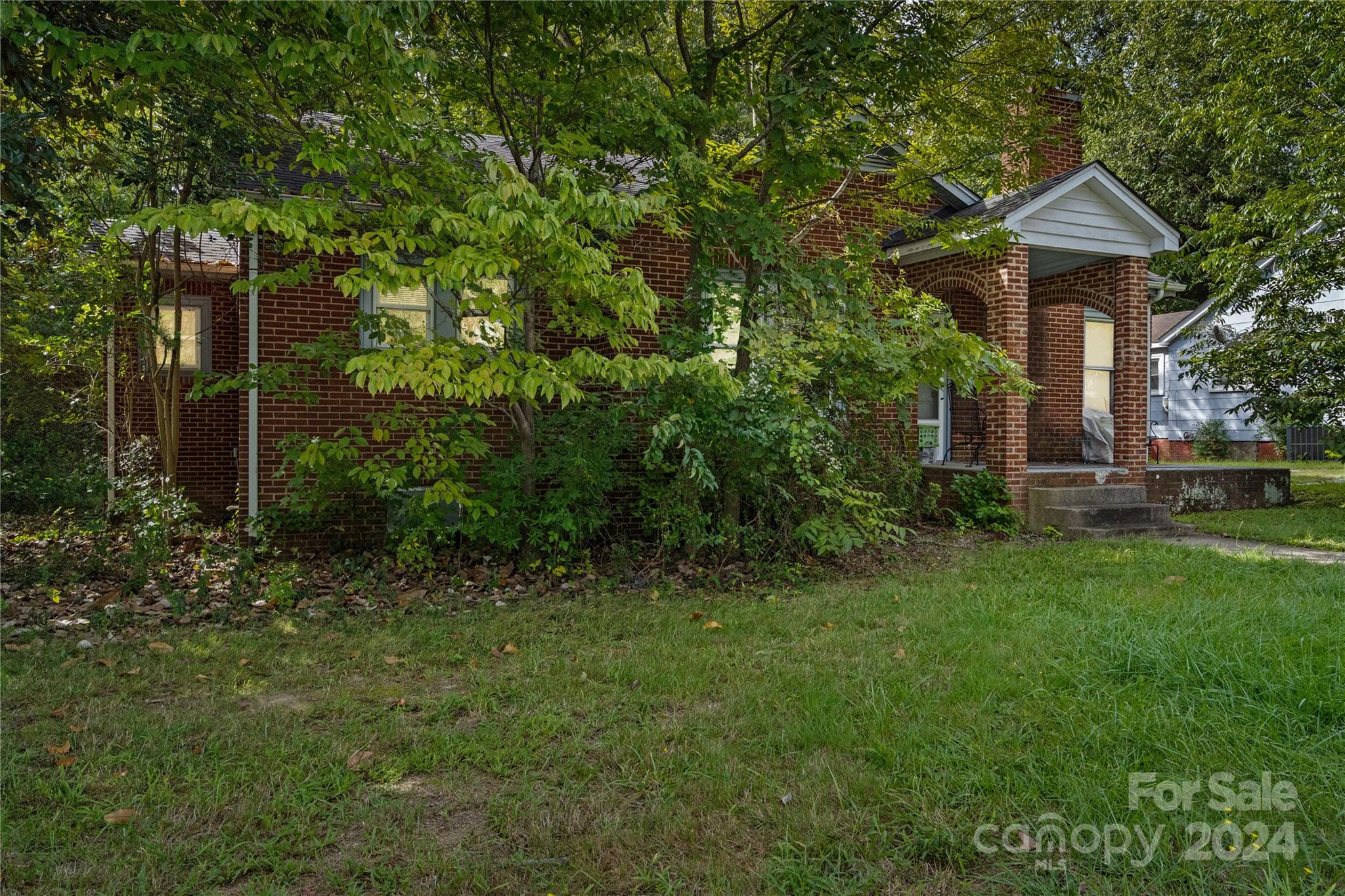 Lane St, Kannapolis, NC 28083
