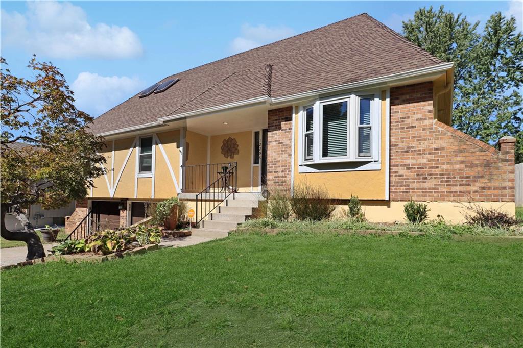58th Pl, Kansas City, MO 64133