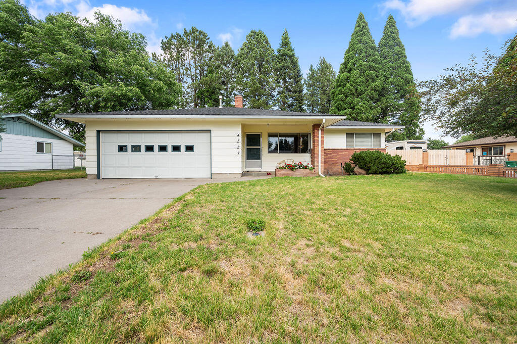 Lombard Dr, Klamath Falls, OR 97603