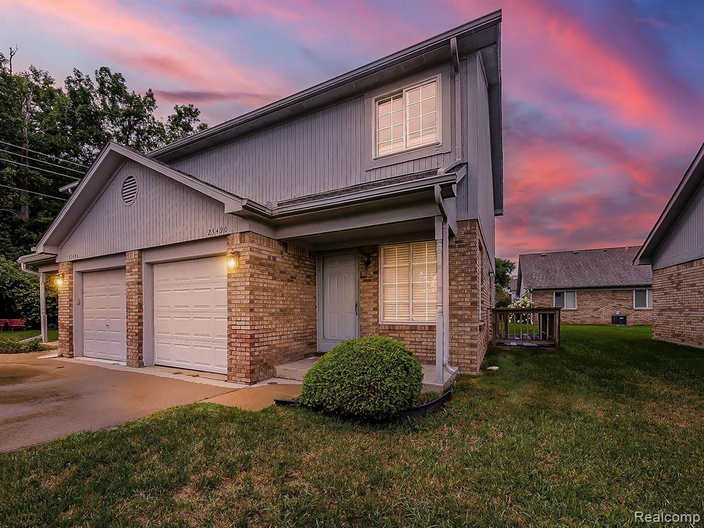Stoflet Ln, Trenton, MI 48183 #1