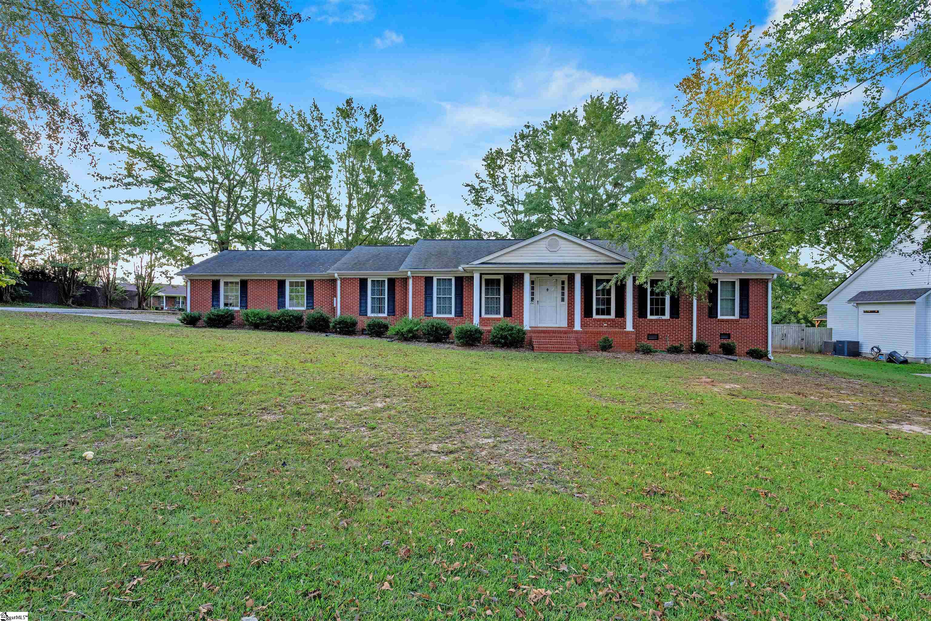Woodfield Dr, Easley, SC 29642