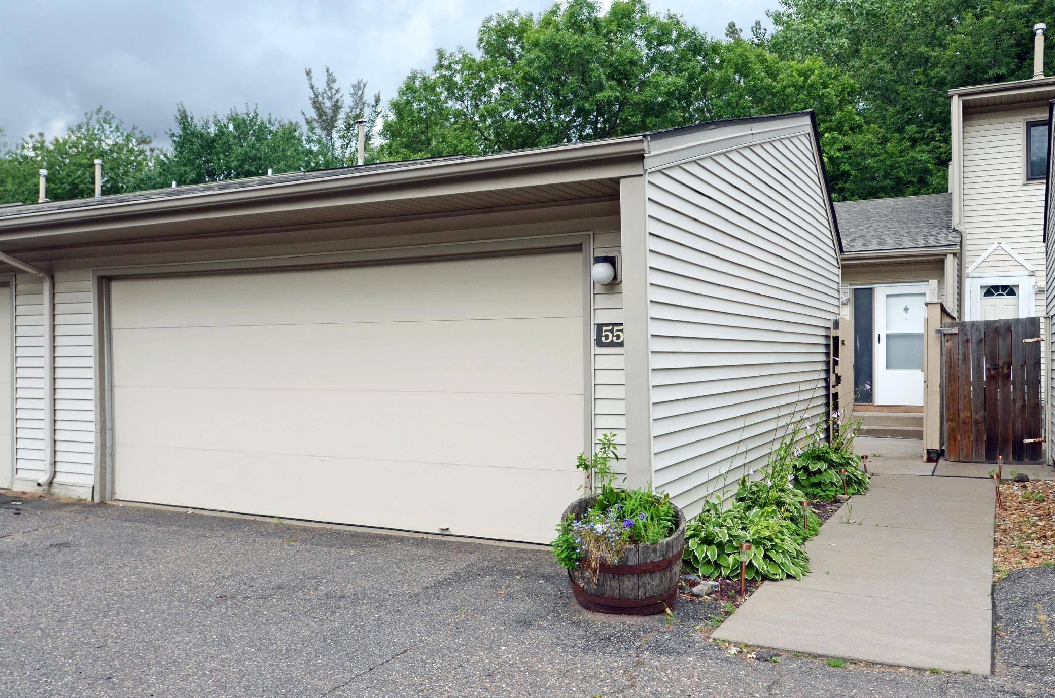 Meister Rd, Minneapolis, MN 55432