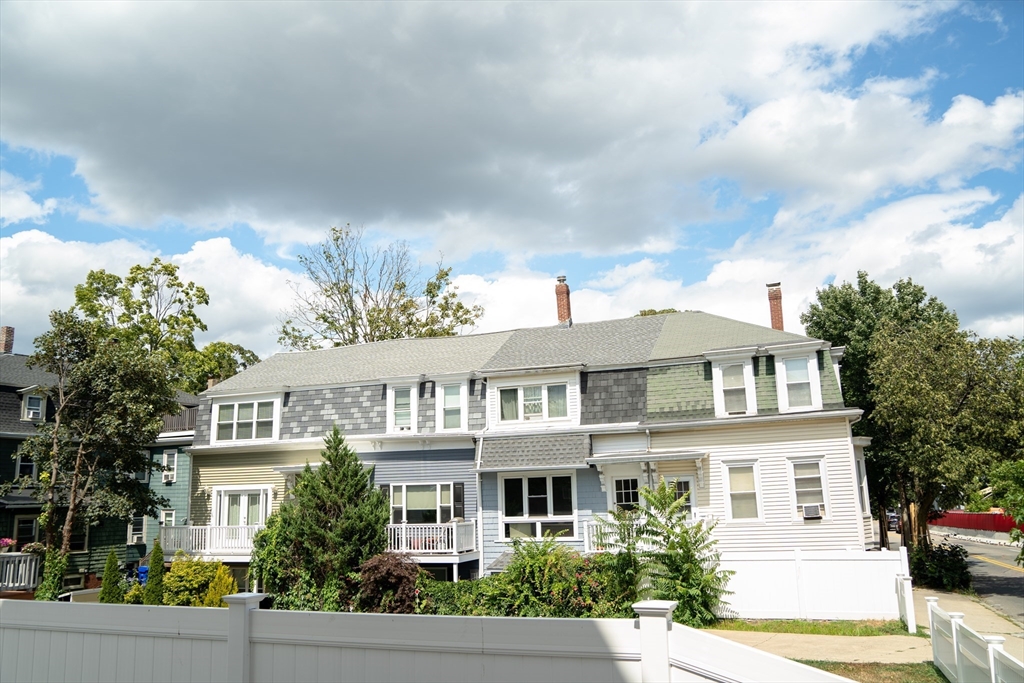 School St, Brookline, MA 02446