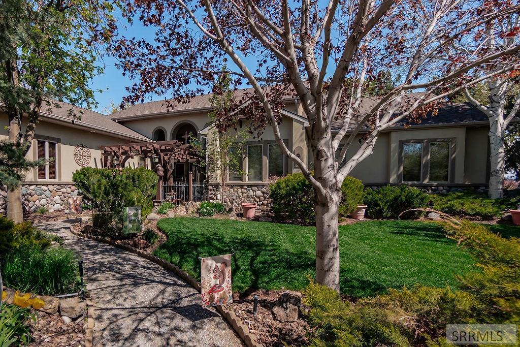 Gleneagles Dr, Idaho Falls, ID 83401
