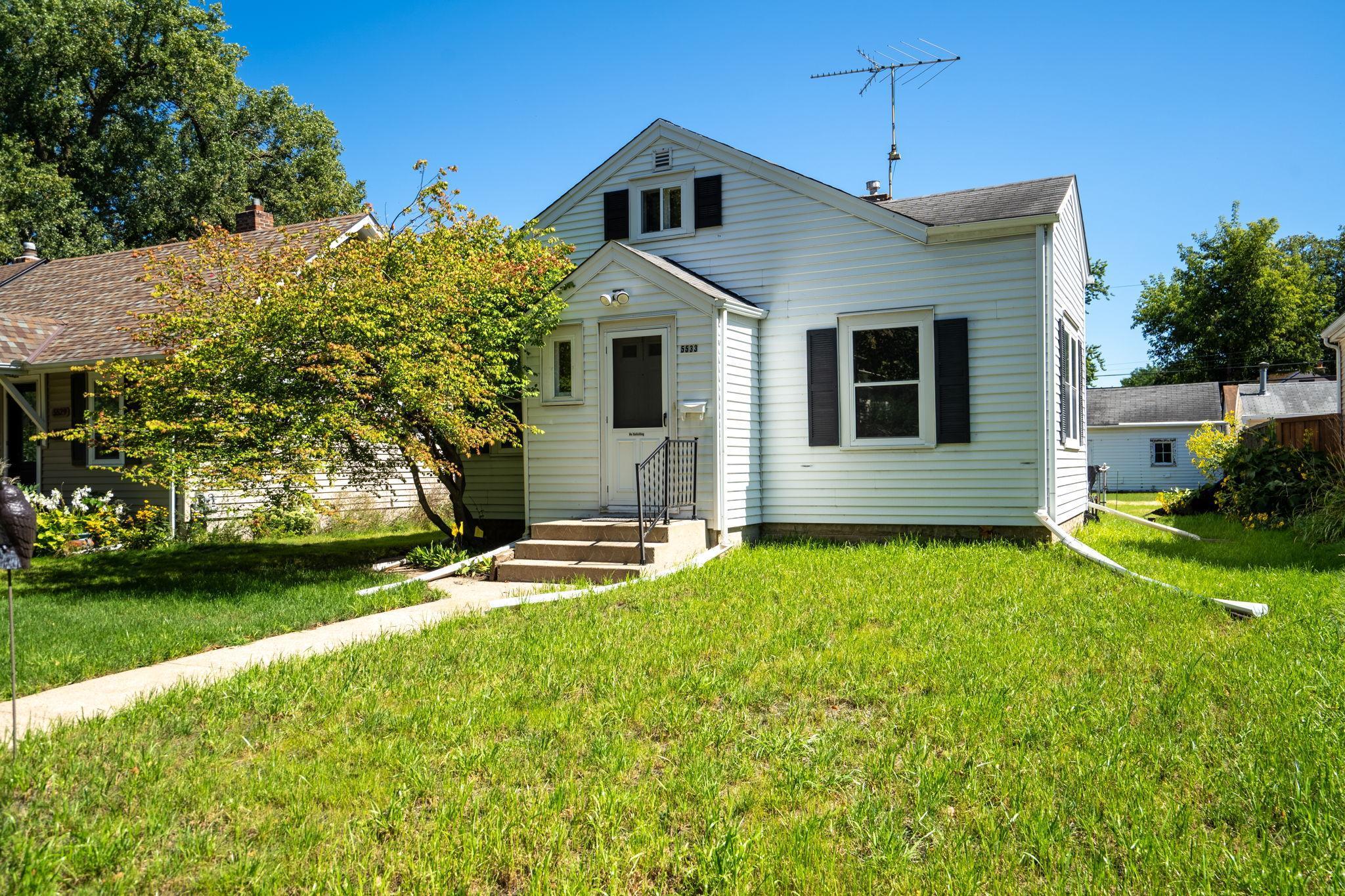 35th Ave, Minneapolis, MN 55417
