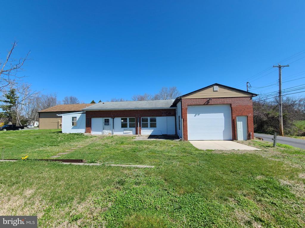 Broadway , Pennsville, NJ 08070