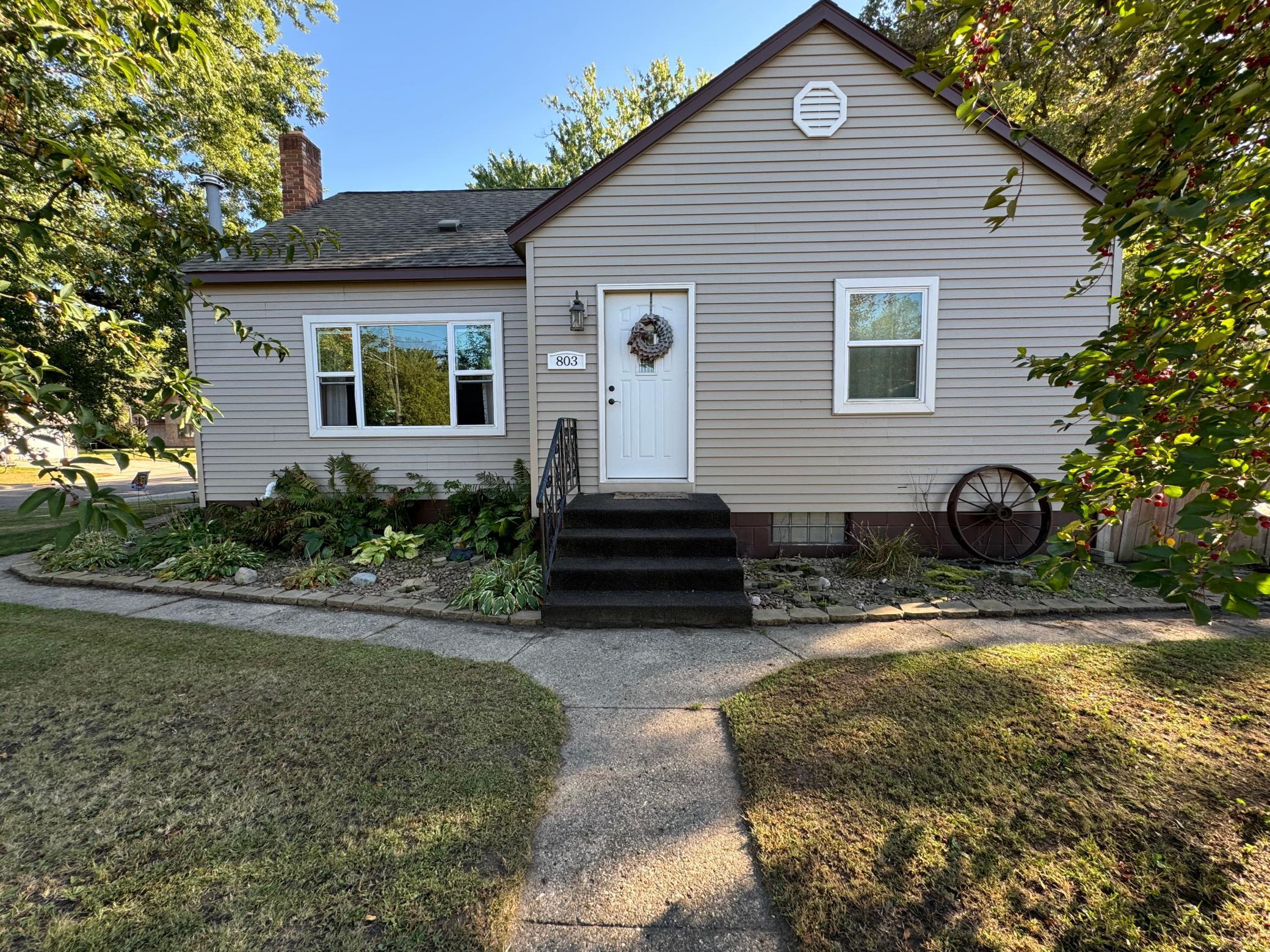 Business 23 , Paynesville, MN 56362