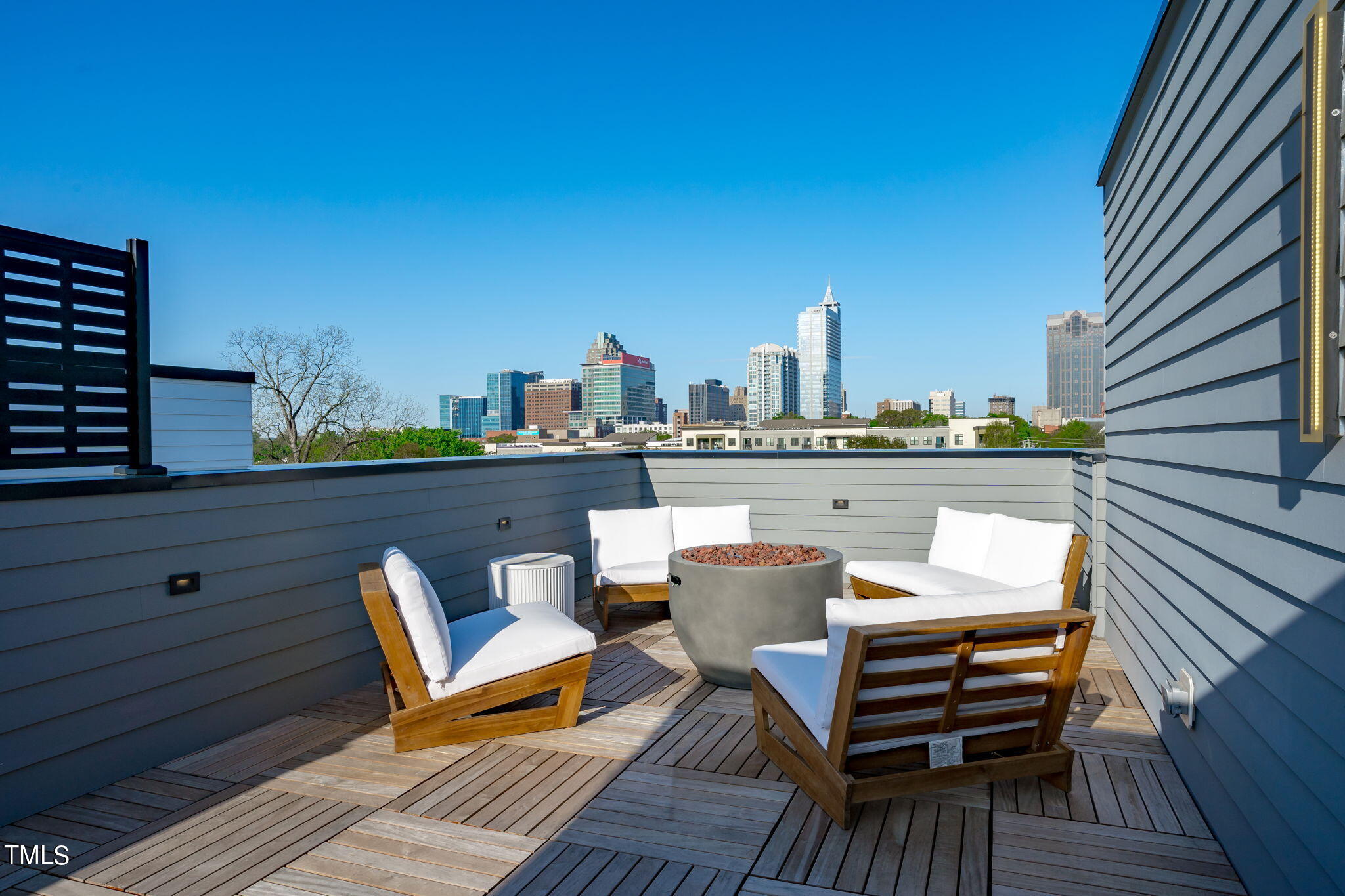 Woodsborough Pl, Raleigh, NC 27601
