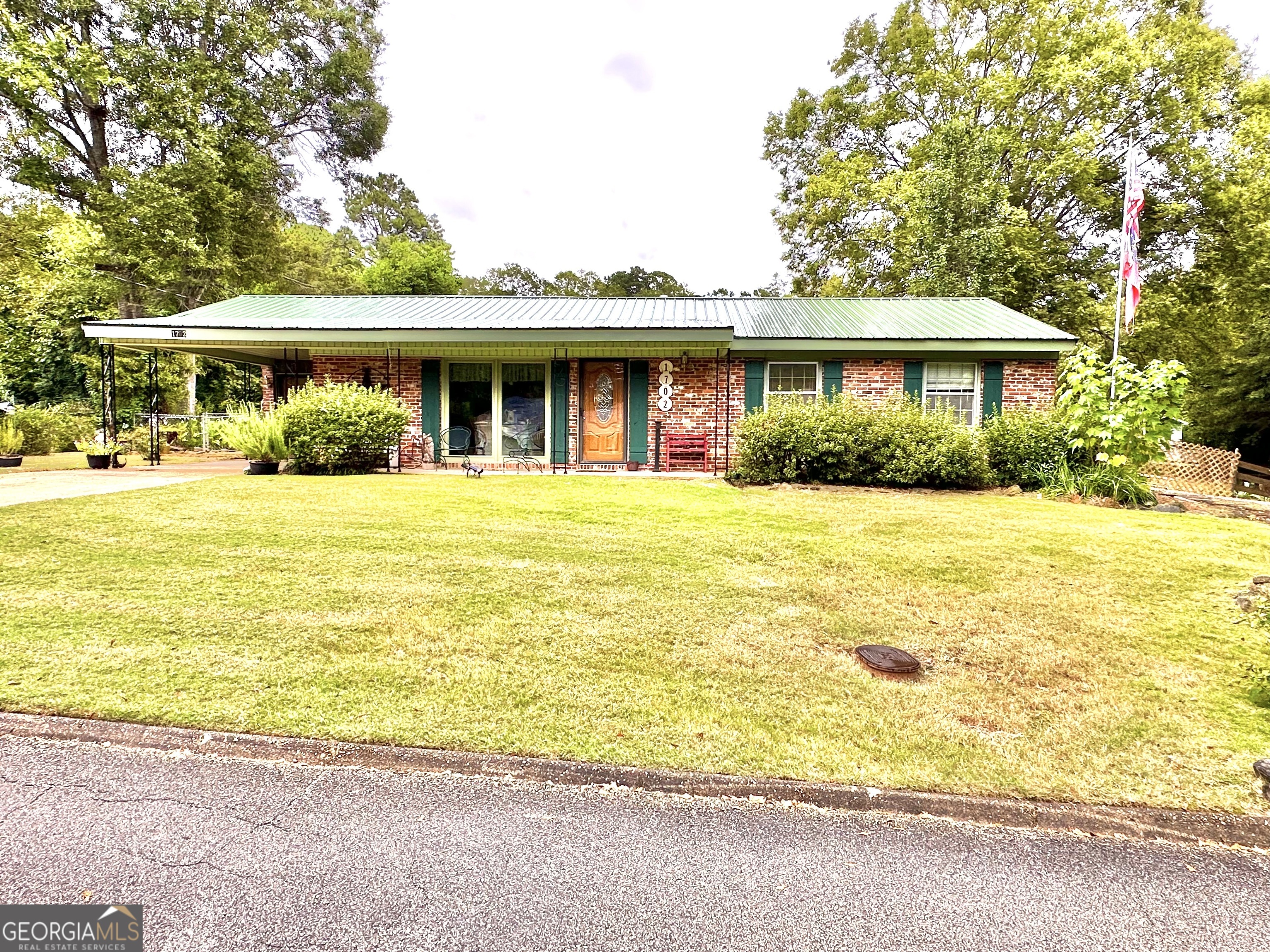 Rosemont Ave, West Point, GA 31833