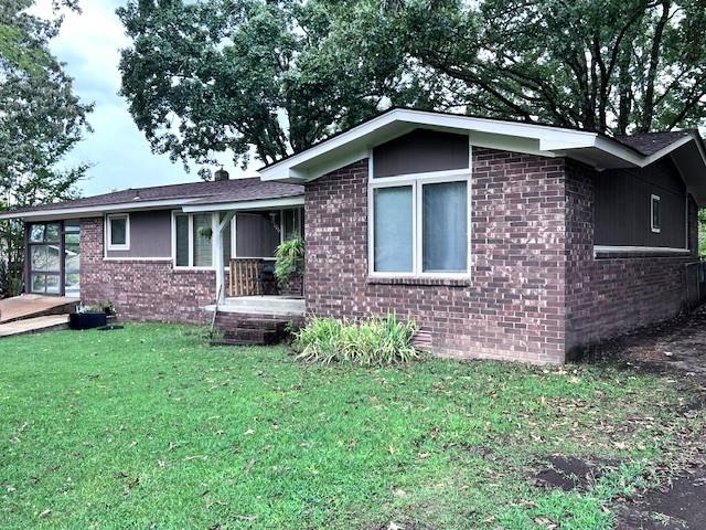 Grover Ave, Mountain View, AR 72560