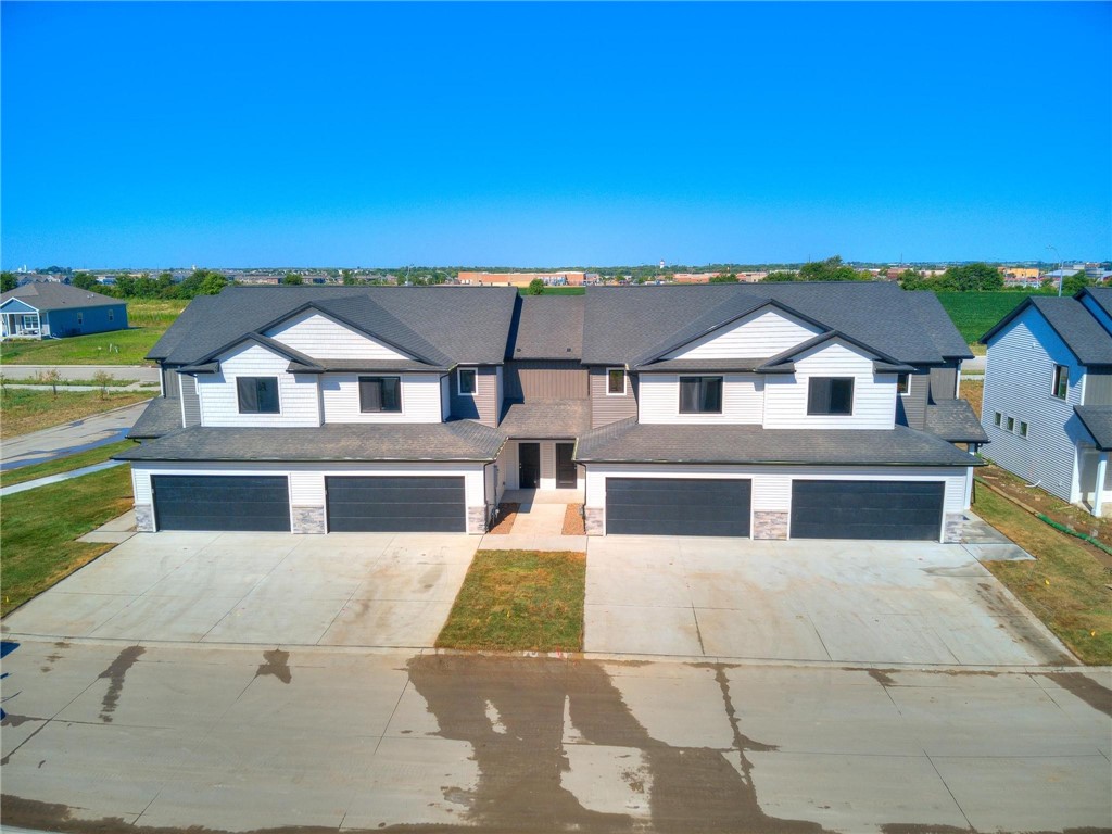 Cedar Dr, Pleasant Hill, IA 50327