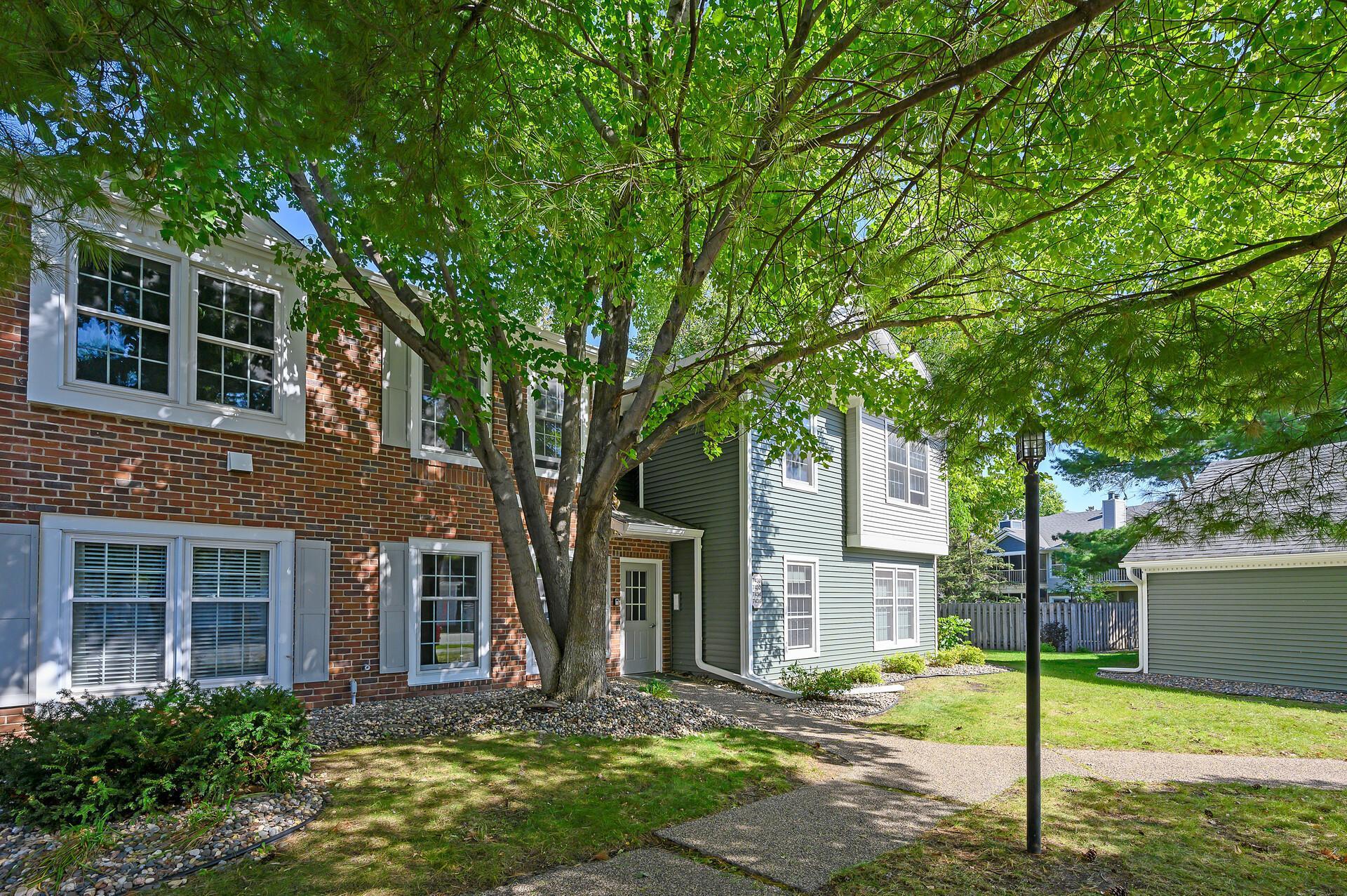 110th St, Minneapolis, MN 55438