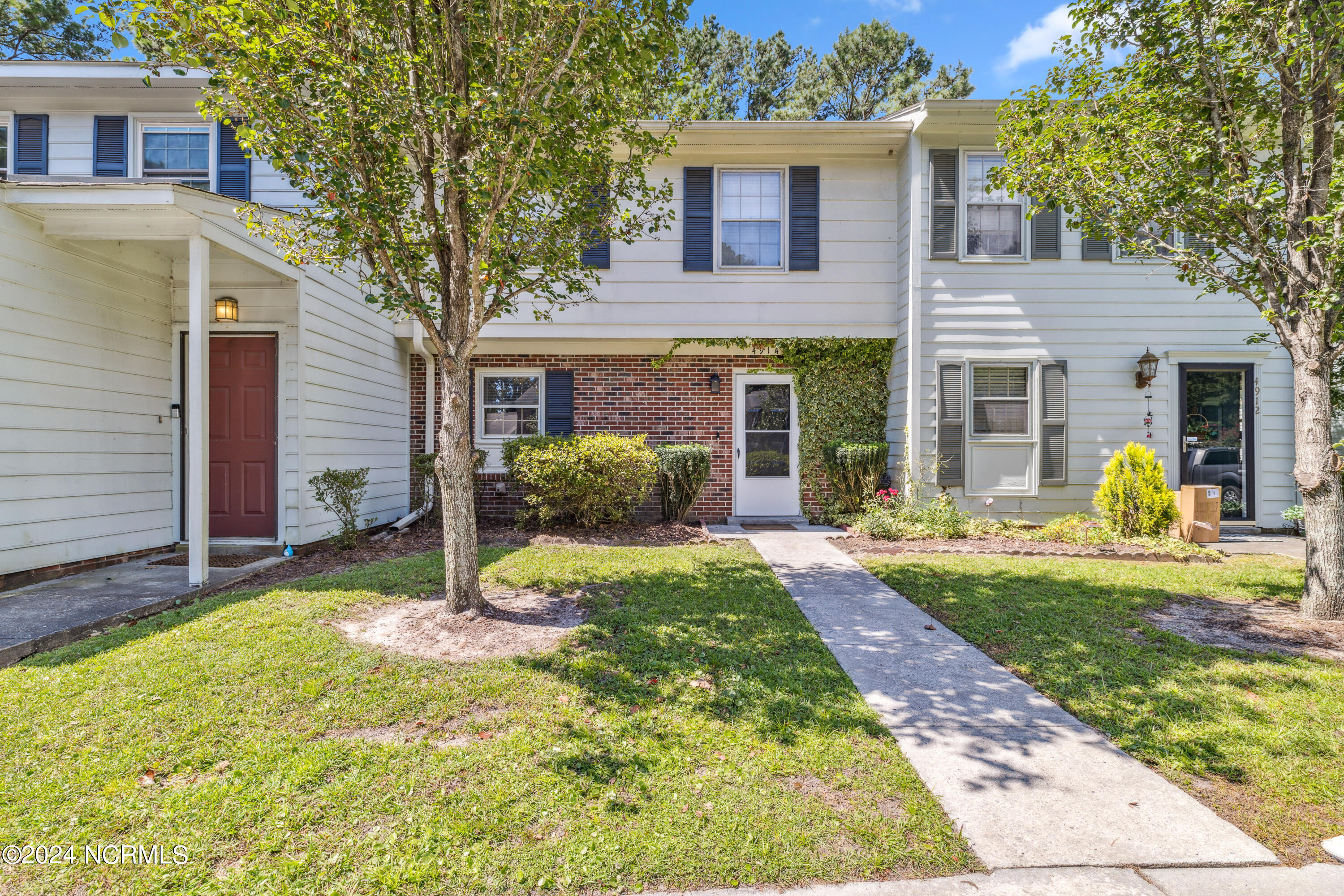 Pompano Ct, Wilmington, NC 28403