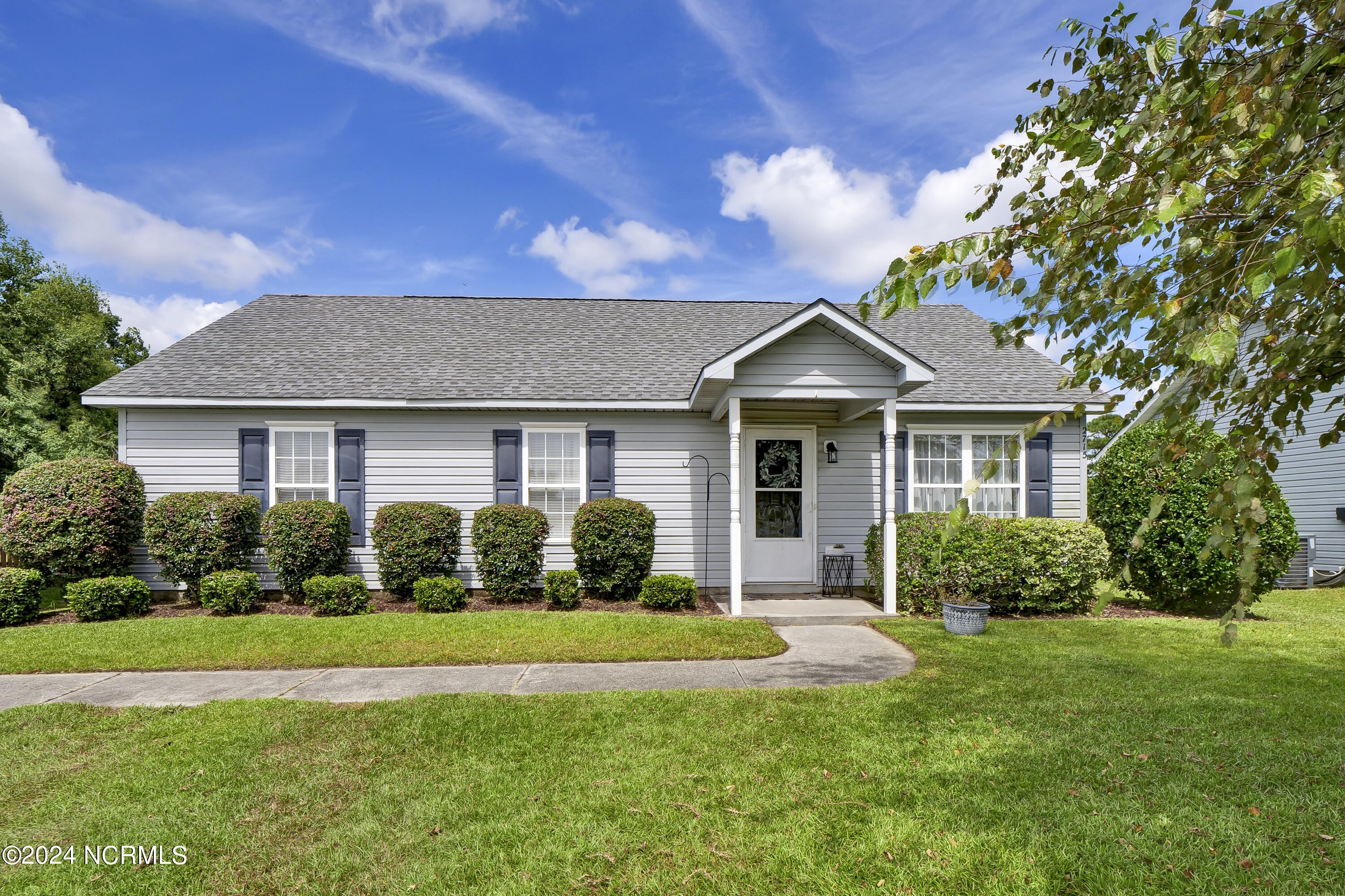 Valor Dr, Wilmington, NC 28411