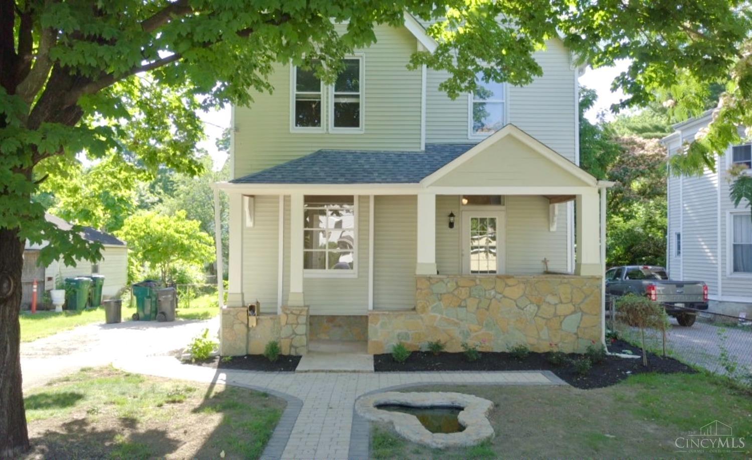Curzon Ave, Cincinnati, OH 45216