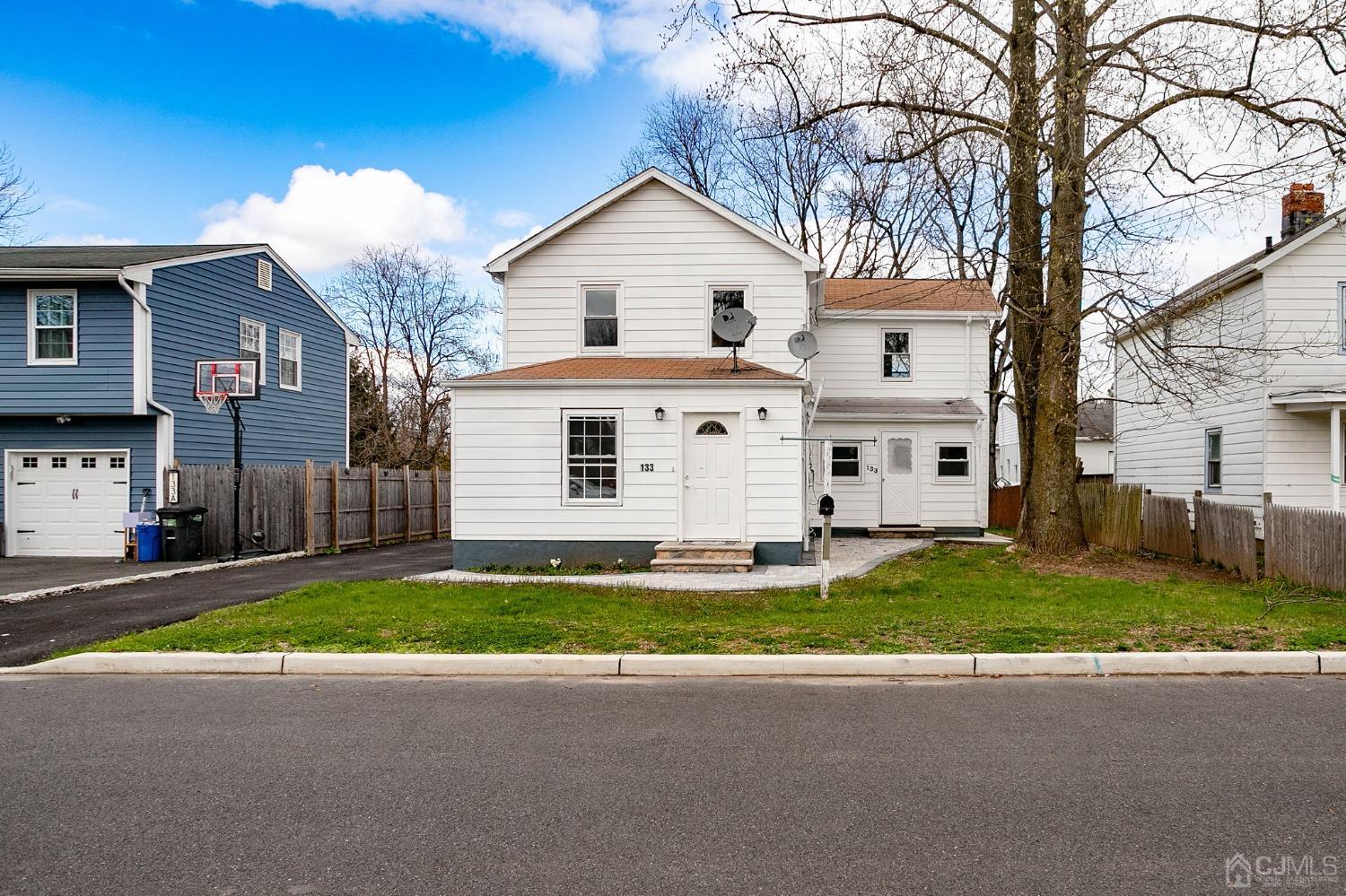 Mcknight Ave, Jamesburg, NJ 08831
