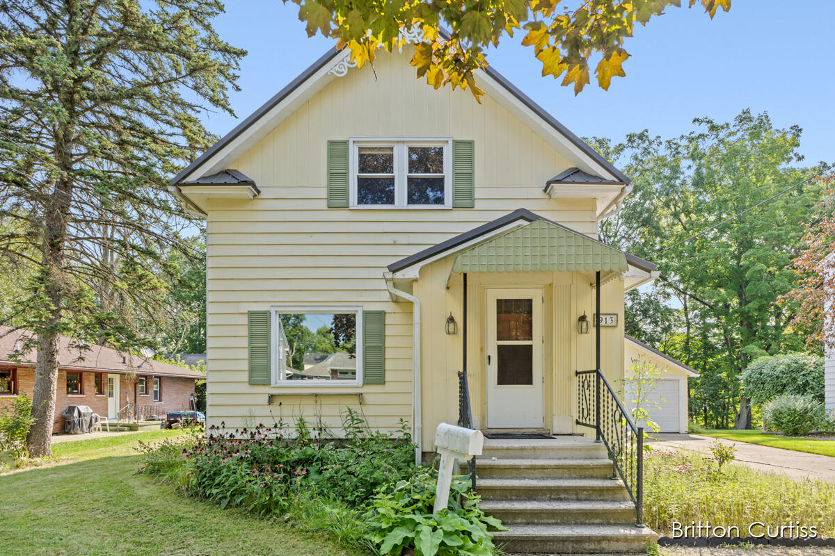 Jefferson St, Hastings, MI 49058
