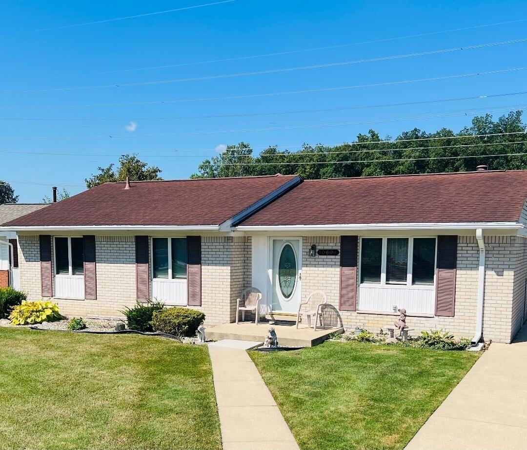 Jackson St, Van Buren Township, MI 48111