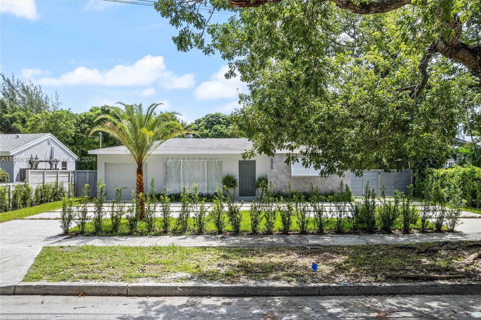 Poinsettia Ave, West Palm Beach, FL 33407
