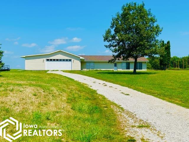Falcon Dr, Montezuma, IA 50171