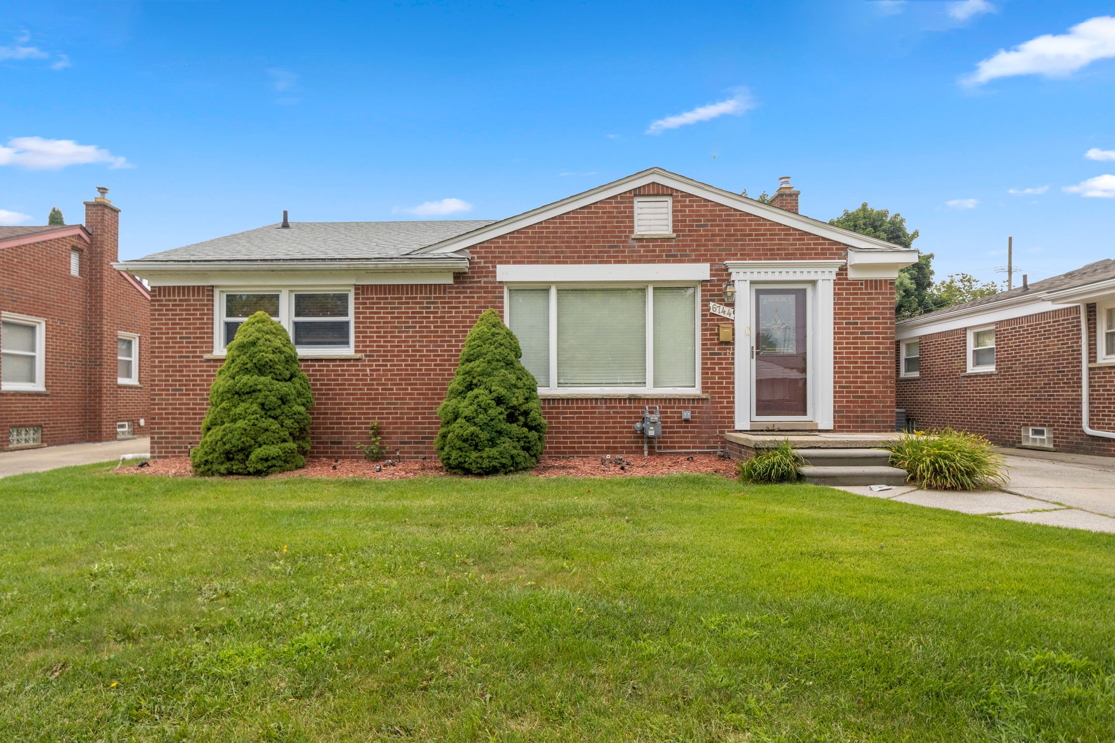 Henry Ruff Rd, Garden City, MI 48135