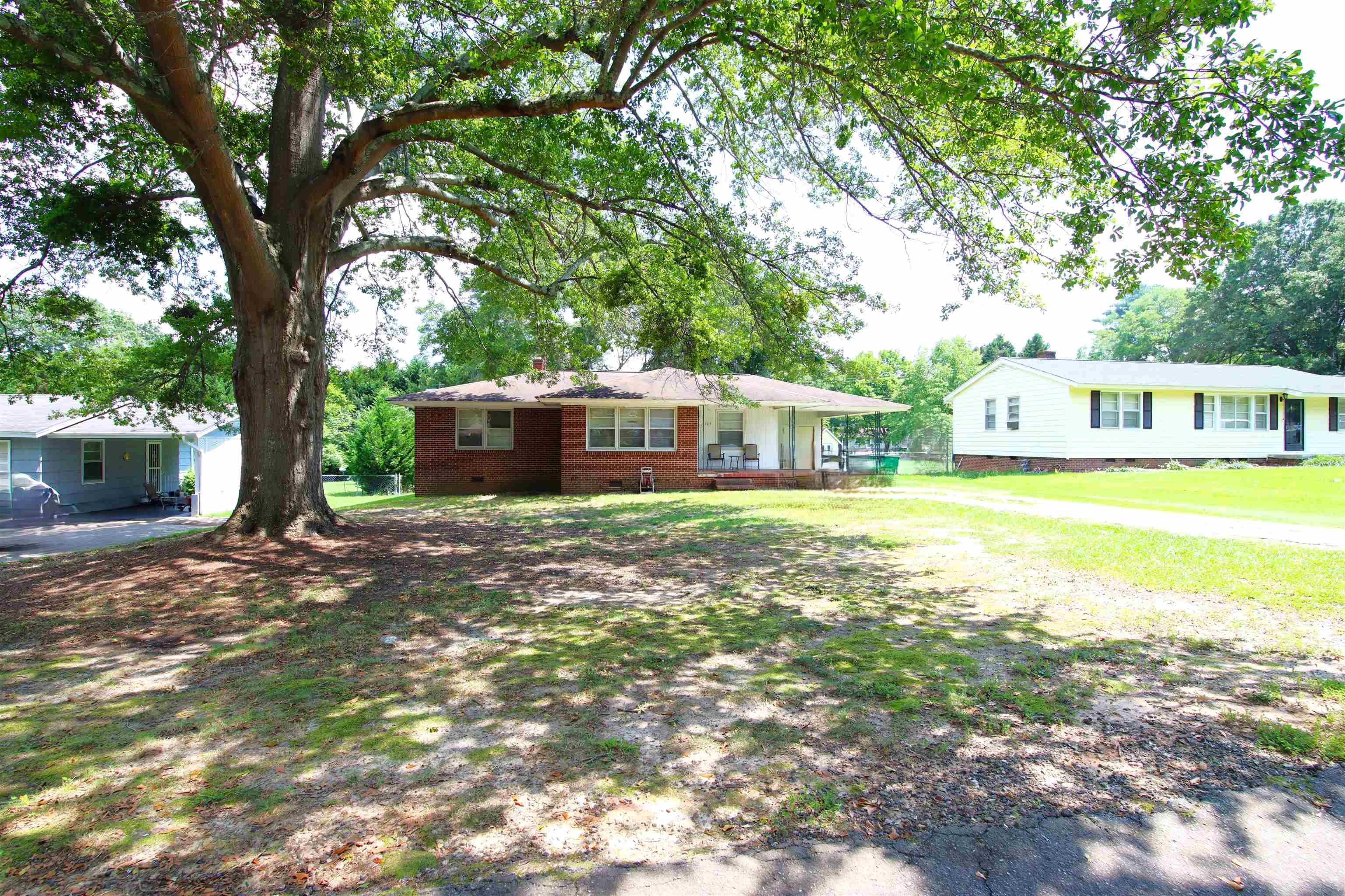 Revere Cir, Spartanburg, SC 29302