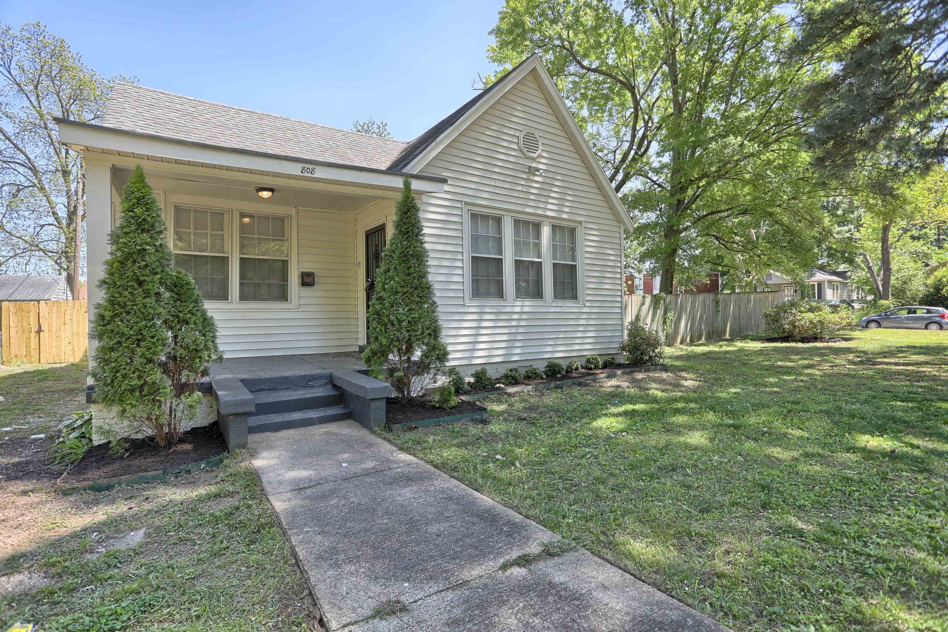 Ellsworth St, Memphis, TN 38111
