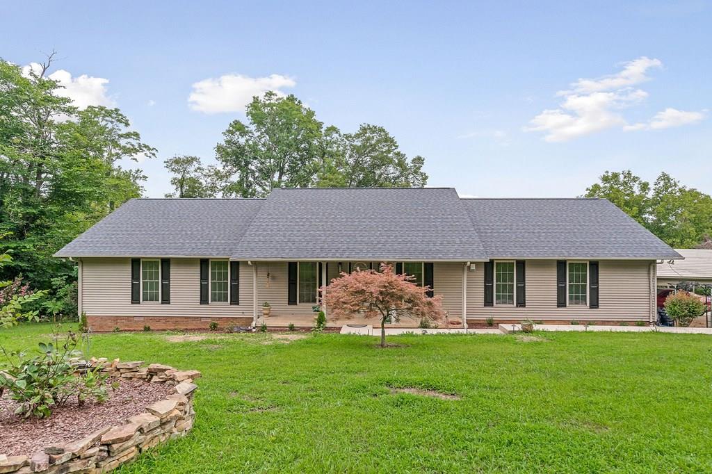 Walter Stone Rd, Sparta, TN 38583