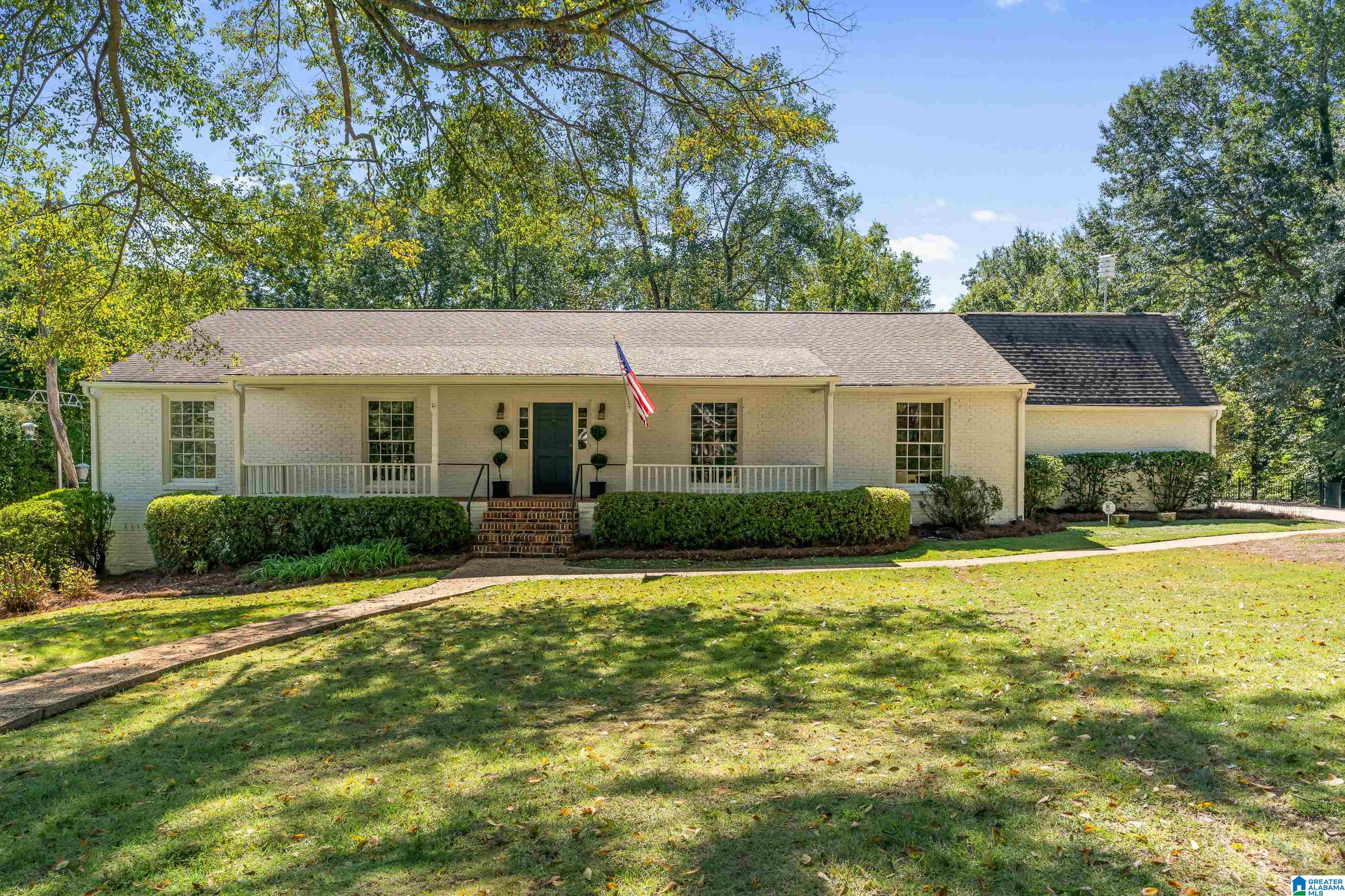 Briar Oak Dr, Mountain Brk, AL 35243