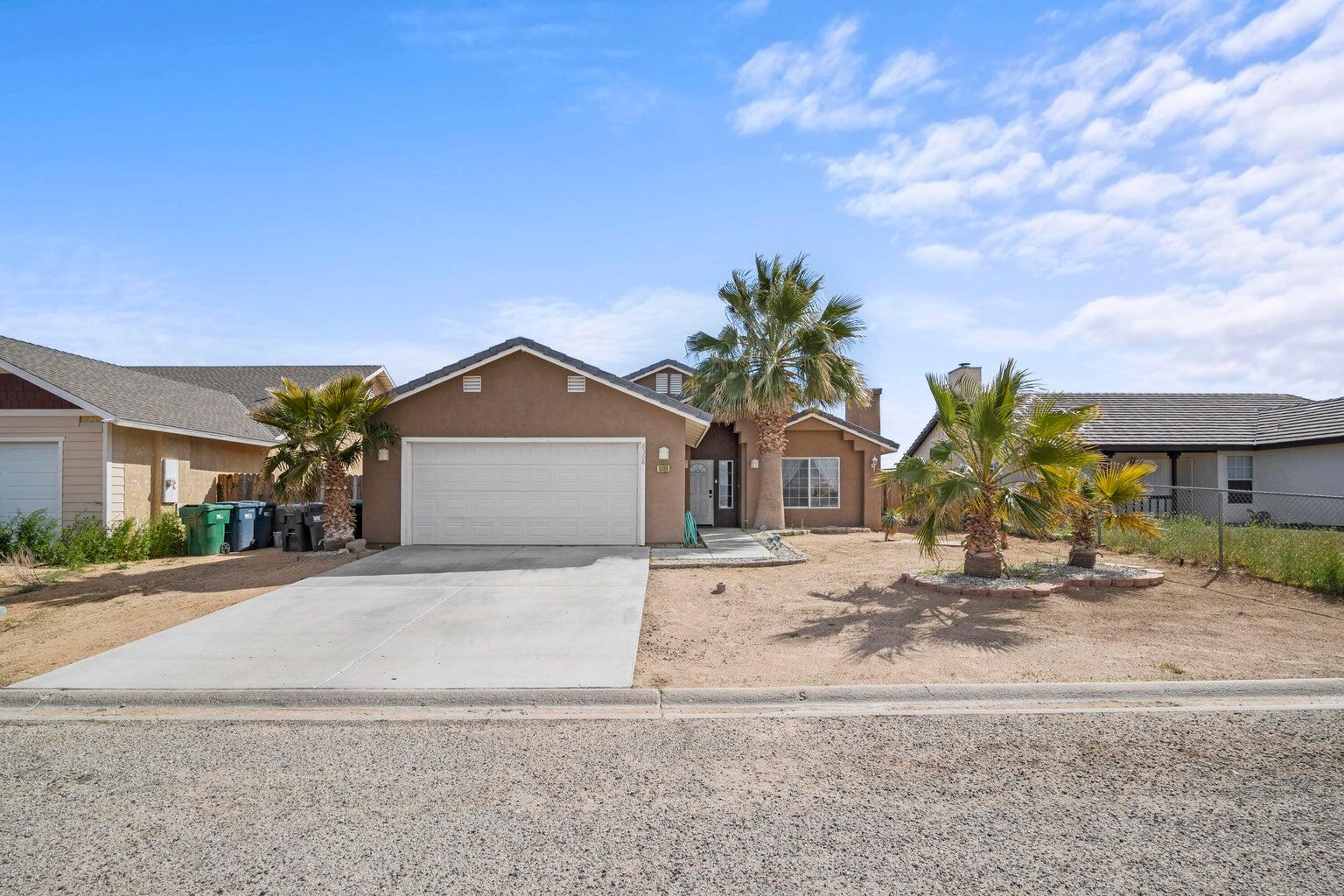 Charles Pl, California City, CA 93505