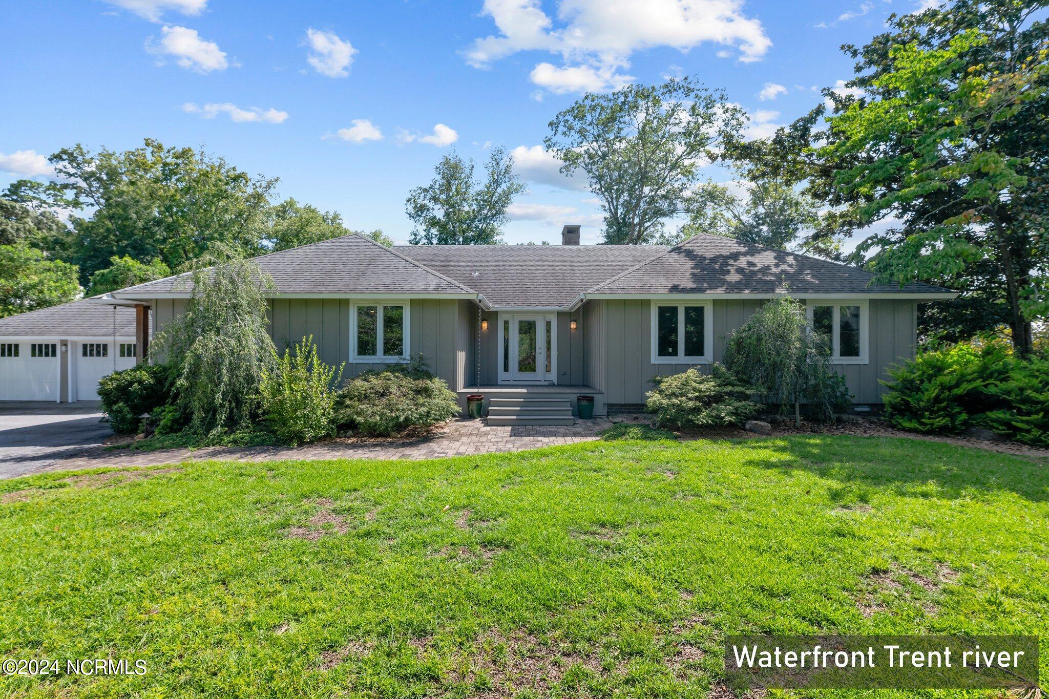 Trent River Dr, Trent Woods, NC 28562