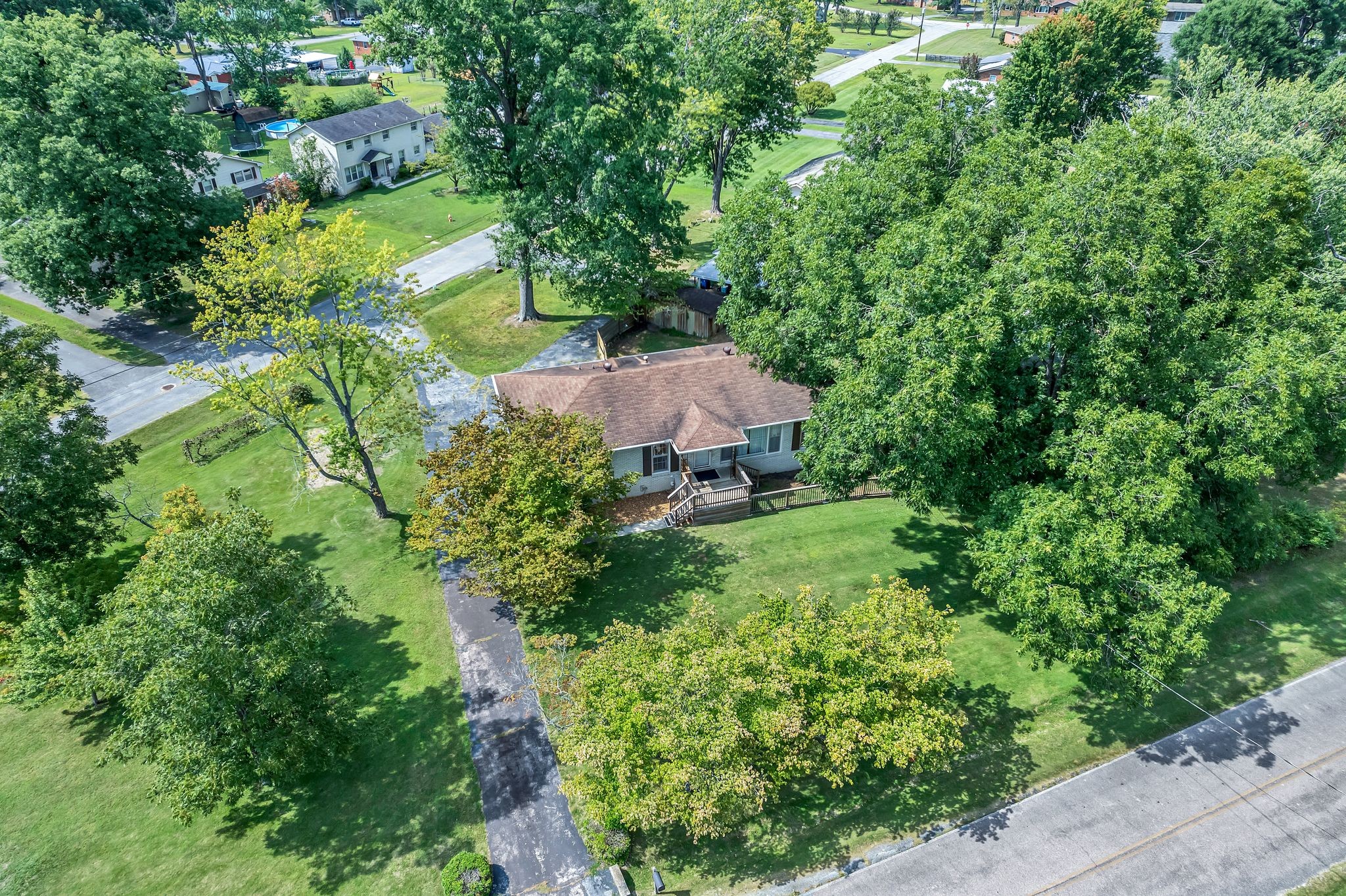 Hillcrest Dr, Manchester, TN 37355
