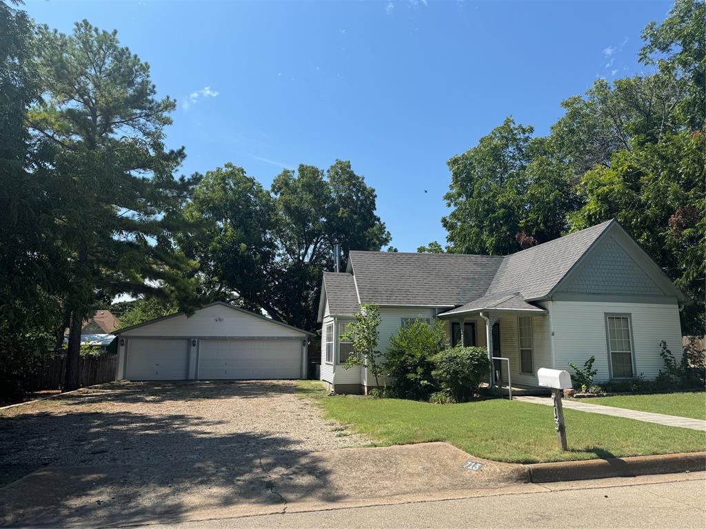 Bridge St, Weatherford, TX 76086