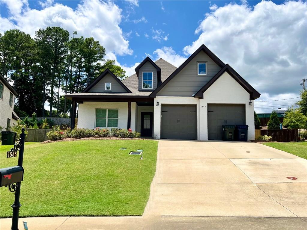 Lois Ln, Auburn, AL 36832