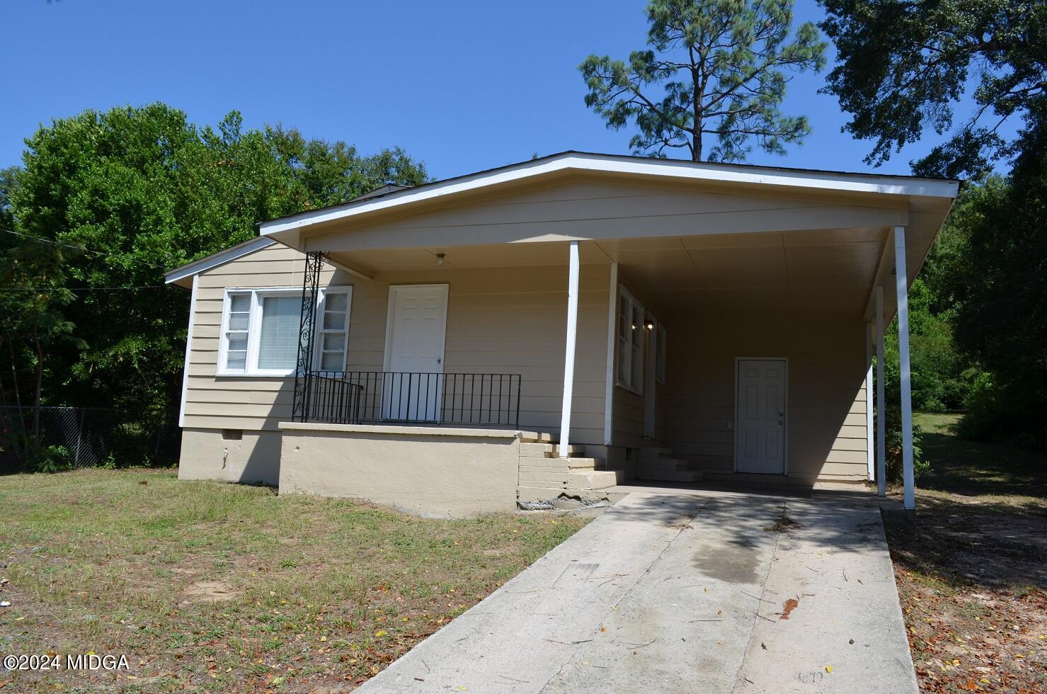 Canterbury Rd, Macon, GA 31206