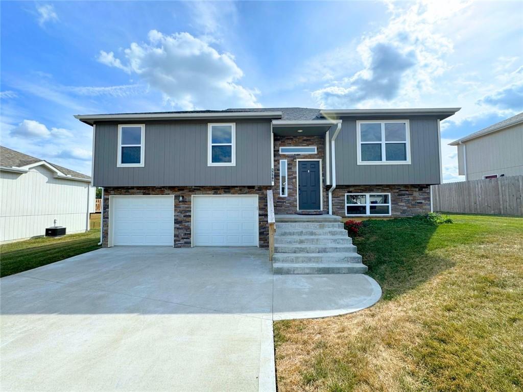 6th Street Ter, Knob Noster, MO 65336