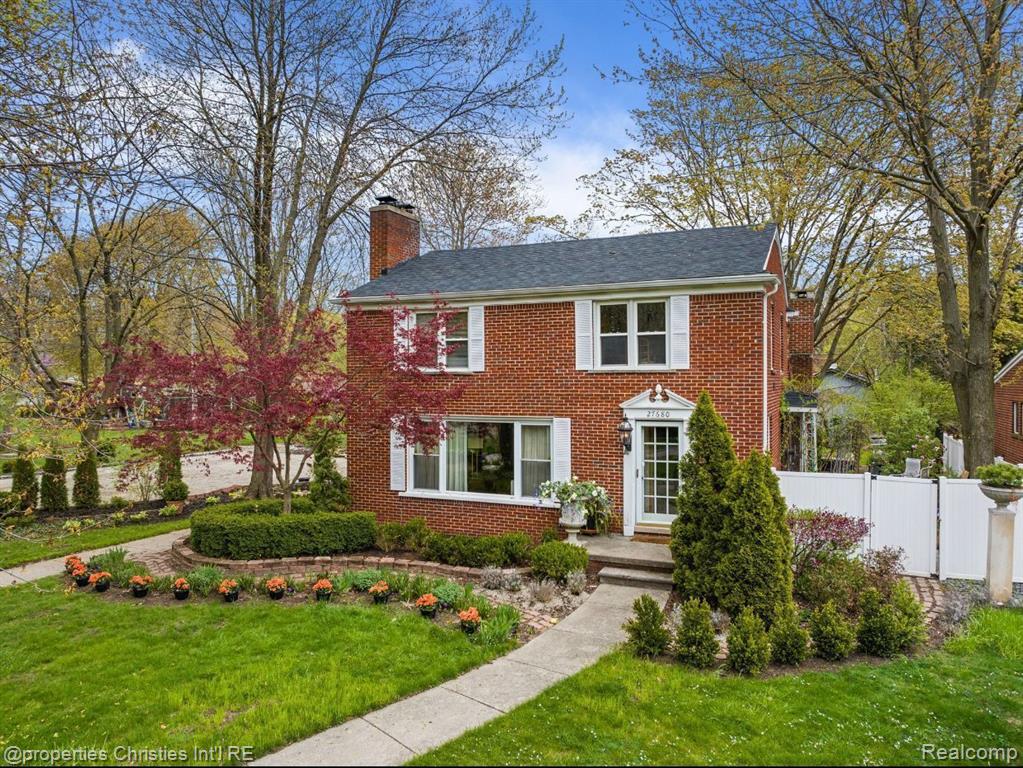Lathrup Blvd, Lathrup Village, MI 48076
