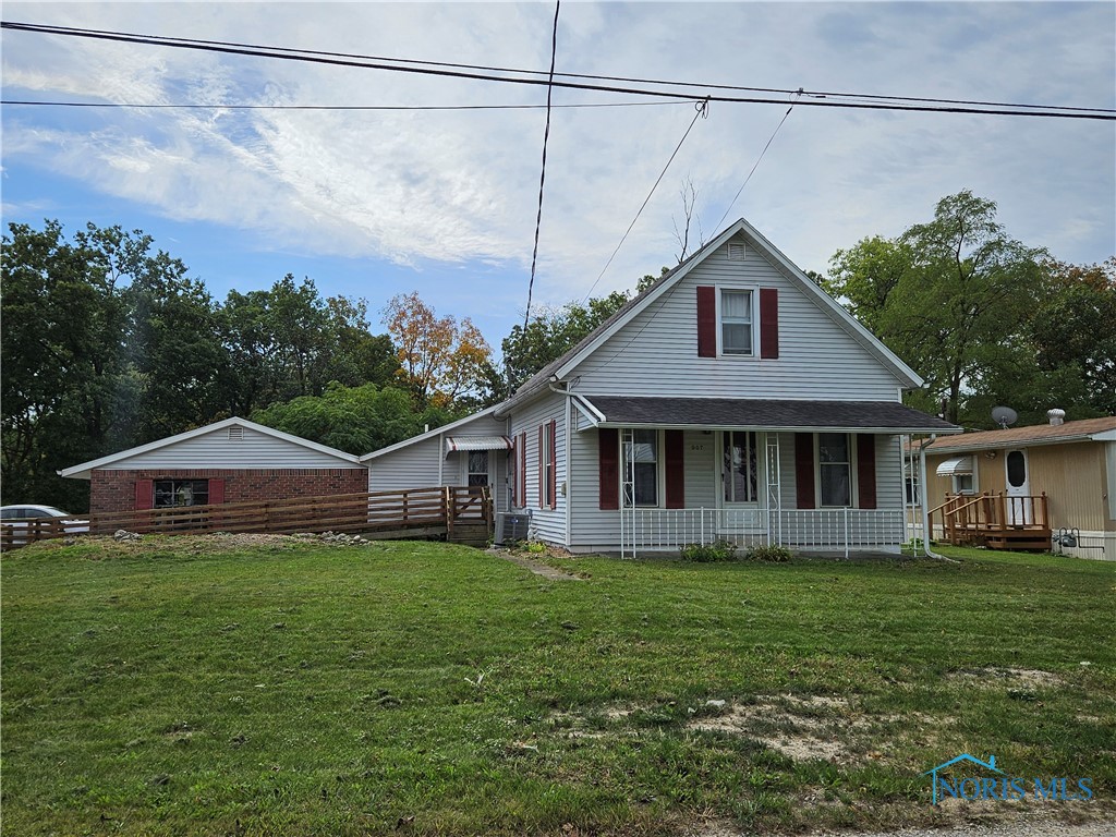 Columbus Ave, Defiance, OH 43512