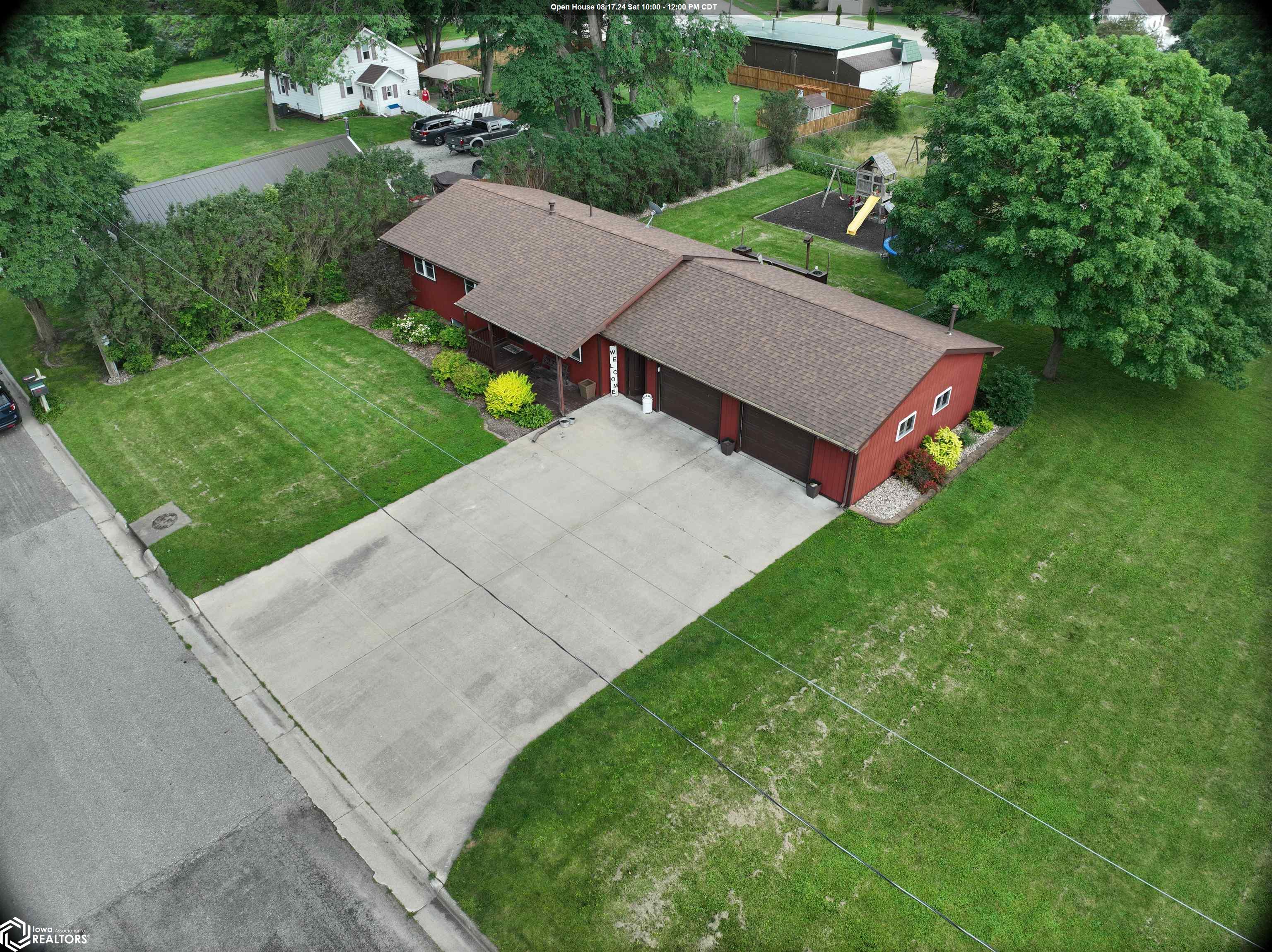 1st St, Nora Springs, IA 50458