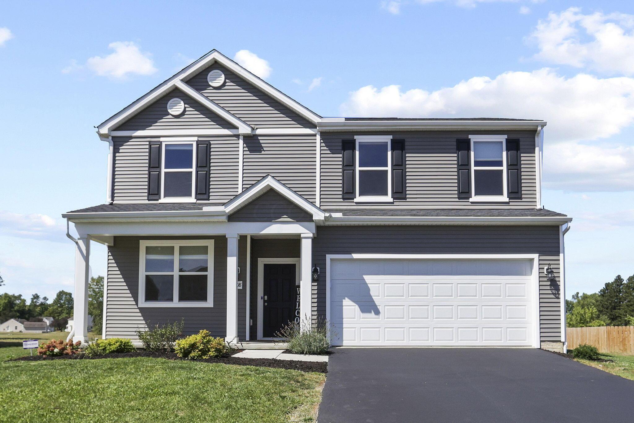 Hickory Ln, Hebron, OH 43025