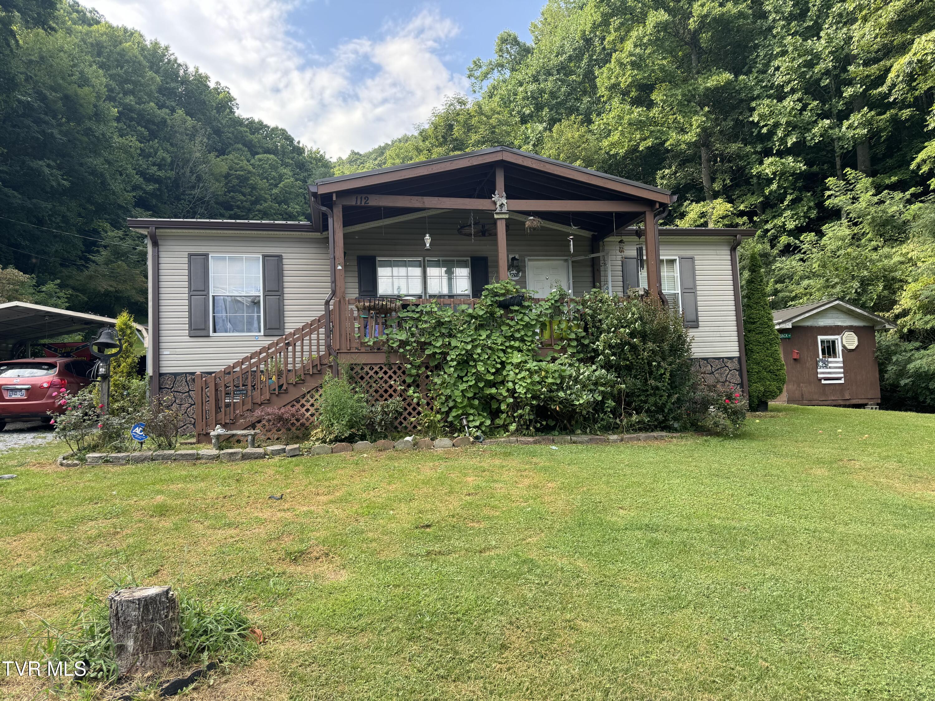Shadow Mountain Rd, Roan Mountain, TN 37687
